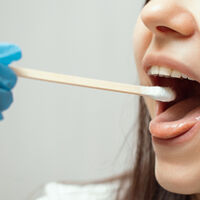 Test de antígenos de saliva o nasal para detectar Ómicron en los niños; ¿cuál es más fiable?