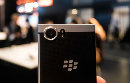 ¿Esperas la BlackBerry KEYone a primeros de mayo? Paciencia, vuelve a retrasarse