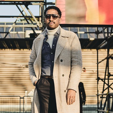 Entre lo urbano y lo old-money, estas zapatillas de New Balance son puro estilo para todos tus looks