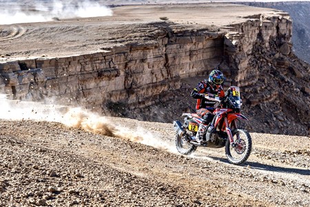 Joan Barreda consigue su primera victoria de etapa en el Dakar 2020 pero Ricky Brabec sigue firme