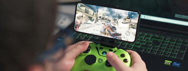 Conhecido como "um dos melhores jogadores de videogame do mundo", ele arrecadou dinheiro para criar seu próprio "culto" 