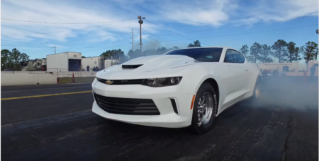 Chevrolet Camaro COPO, el Muscle Car más extremo que podrás comprar de agencia