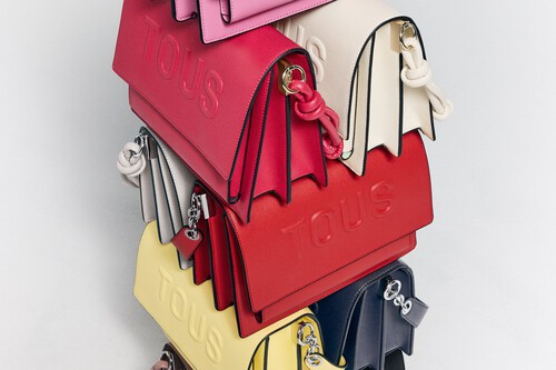 El Corte Inglés lanza hoy miércoles sus rebajas más esperadas: cinco bolsos Tous a casi mitad de precio 