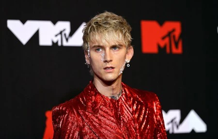 Un vistazo a los más destacados looks de los Video Music Awards en su edición 2021