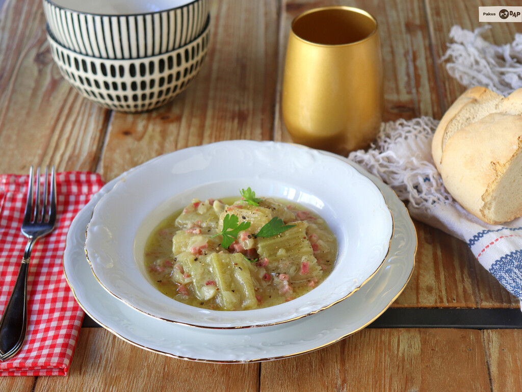 Receta de cardo a la navarra, el plato de verdura perfecto para una cena saludable