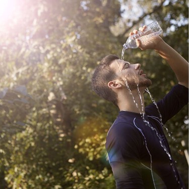 Ni aire acondicionado ni reformas: así consiguen muchos hogares españoles soportar las olas de calor gastando menos 