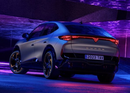 CUPRA Tavascan 7