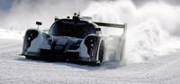 Jon Olsson entrena con su Rebellion R2K en la nieve