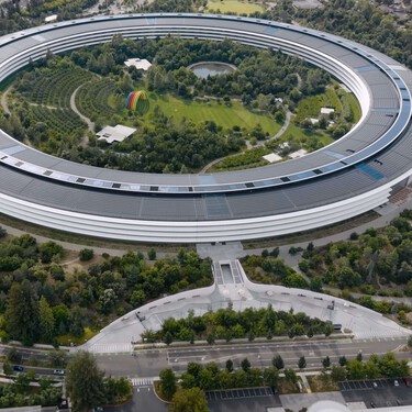 Apple sufre la mayor fuga de talento en años: se marchan sus jefes de IA, diseño y el creador del iPhone Air… muchos rumbo a Meta