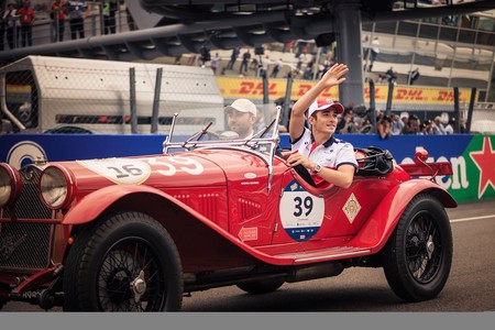 Charles Leclerc se la juega a Kimi Raikkonen y se queda con el asiento en Ferrari para 2019