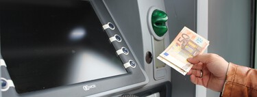 Es oficial: Hacienda puede multar a las personas que ingresen o retiren dinero en efectivo del cajero de esta forma 