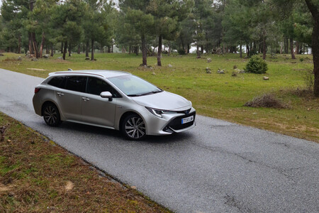 Examinamos el Toyota Corolla Touring Sports Electric Hybrid en un uso cotidiano