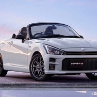Toyota Copen GR Sport, el mini convertible para echar chispas en la gran ciudad
