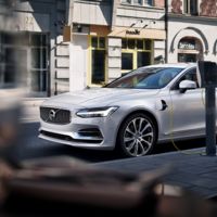 Volvo quiere vender un millón de autos eléctricos de aquí al 2025