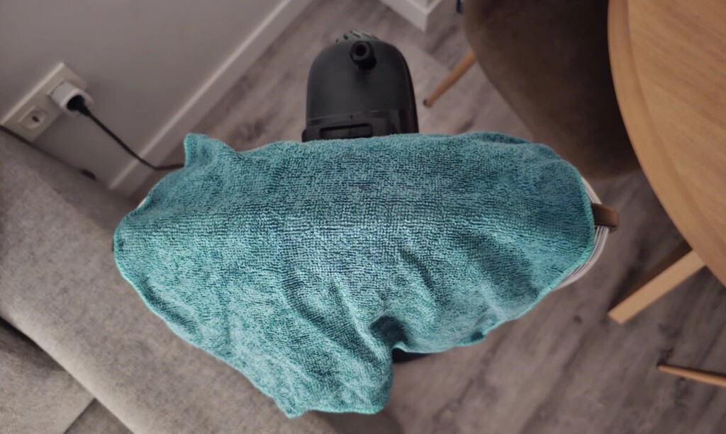 Probé el "truco de la toalla" para que el ventilador refresque más y no me funcionó. Esto es lo que sí me ayudó a tener más fresquito