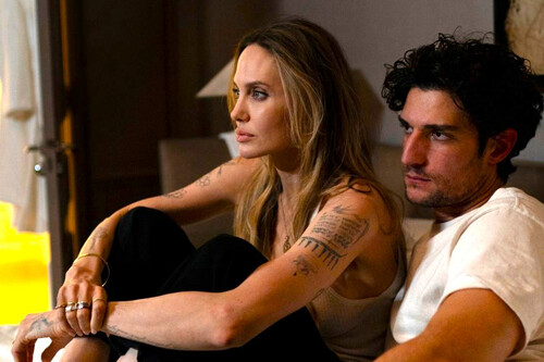 'Alta Costura' es la otra cara de 'El Diablo Viste de Prada'. Una Angelina Jolie espectacular no camufla una película vacía 