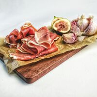 El jamón 100% ibérico de bellota que buscabas a buen precio no está ni en Carrefour ni en El Corte Inglés