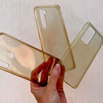 ¿Tienes la funda de tu móvil Xiaomi amarillenta? Prueba con eso para dejarla como nueva 