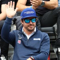 Fernando Alonso sigue estando en forma. No se le resisten ni las nueces