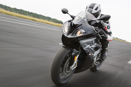 Habrá una nueva BMW S 1000 RR en 2019, ya lo ha confirmado el capo de Althea Racing en el WSBK