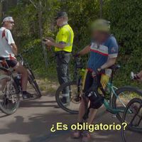 La DGT también pone multas en los carriles bici: estos ciclistas demostraron que conocen sus derechos pero no tanto sus obligaciones