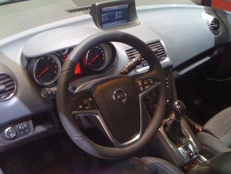 Presentación privada de Opel en el Salón de Ginebra 2010