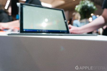 Foldable Keyboard Microsoft Mwc15 Applesfera 10