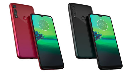 El posible Moto G8 se filtra en imágenes dejando al descubierto su diseño y la triple cámara trasera