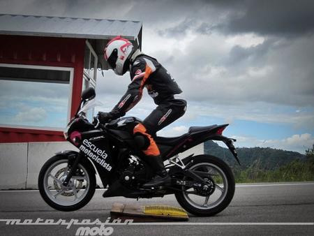 Escuela Motociclista