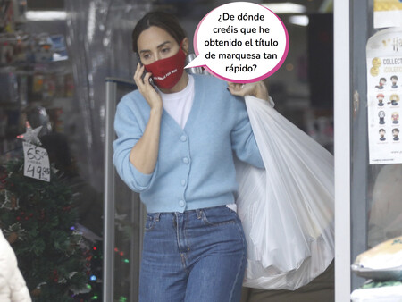 Tamara Falcó, pillada comprando sus regalos navideños en un bazar chino
