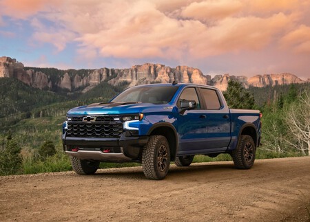 Chevrolet Silverado 2022 1600 05