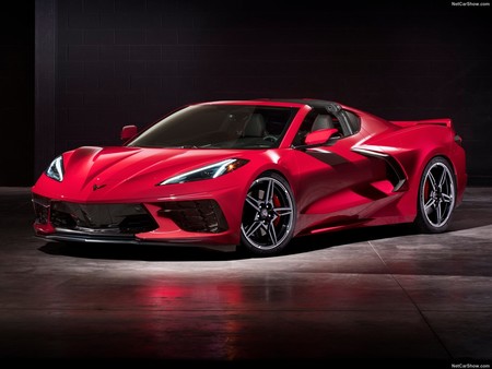 El Chevrolet Corvette C8 podría tener versiones híbridas y hasta una eléctrica