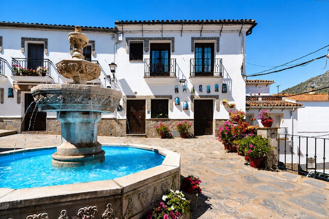 Pueblo Blanco Escapada Septiembre Otono Espana Malaga Encanto Tradicional Viajes