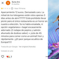 "Demasiado caro. La mitad de los toboganes rotos. ¡El peor parque acuático de Europa!" Lo vendieron como la atracción del verano, pero en menos de una semana lo han destruido a críticas negativas
