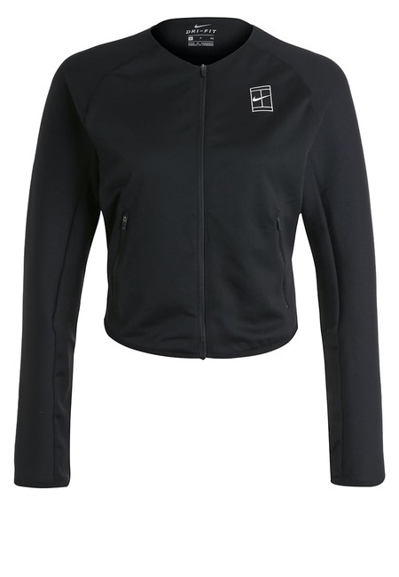 La chaqueta de tenis Nikecourt Baseline en negro está rebajada a 48,95 euros en Zalando con envío gratis