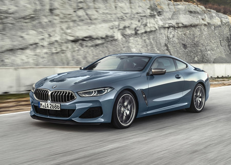 El BMW Serie 8 mezcla lujo y deportividad a partes iguales... ¡Y mira qué sexy!