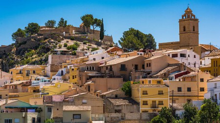Pueblo Medieval Alicante Costa Brava Montana Autentico Buena Comida Barato Naturaleza Tranquilo Escapada Espana Otono