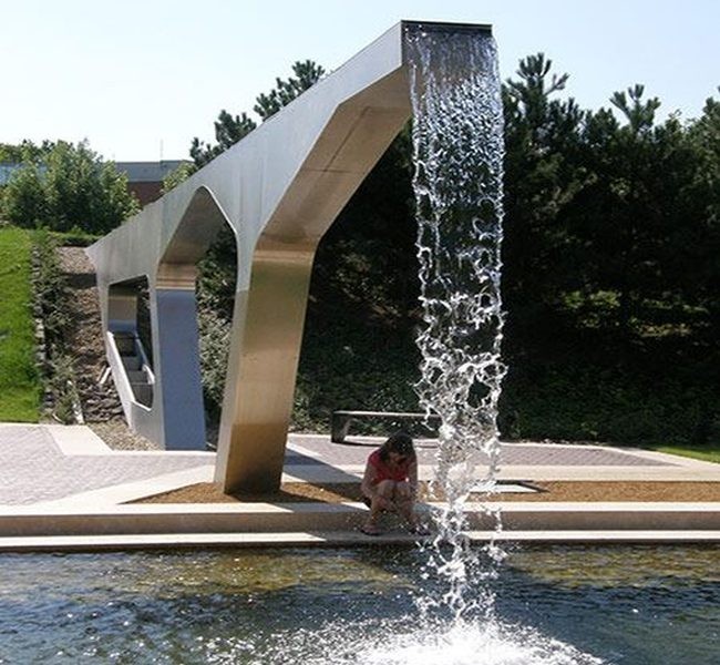 Si en invierno quiero una chimenea, en verano quiero una fuente. Cinco