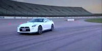 Nissan GT-R en Fifth Gear, y un pequeño vistazo al pasado