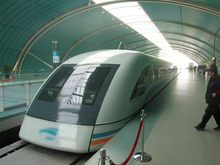 Maglev: volando en el tren más rápido del mundo