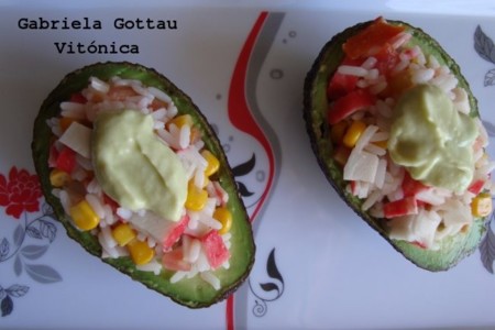 Aguacate relleno. Receta saludable