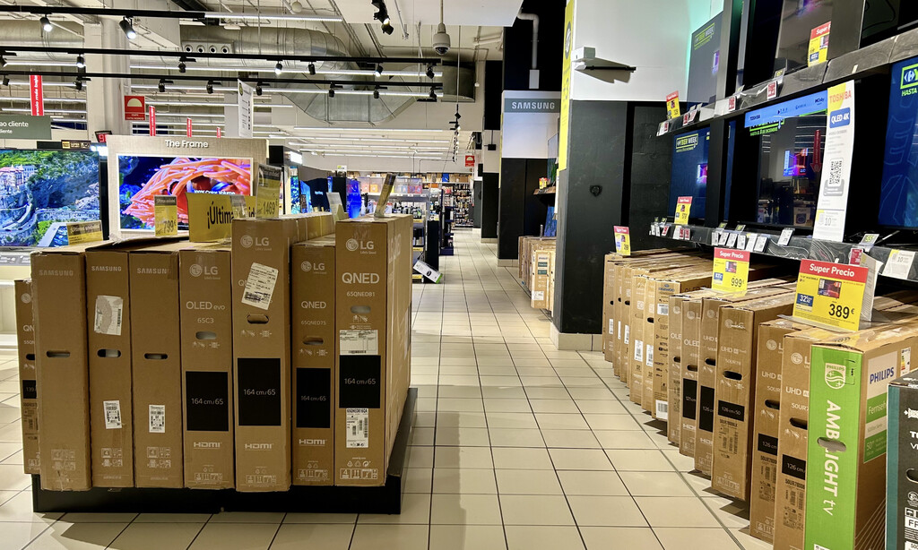 A precio de outlet: Carrefour está liquidando esta tele NeoQLED Samsung de 65 pulgadas