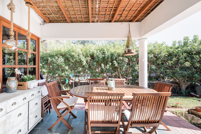 Los patios, terrazas y jardines también son para el invierno