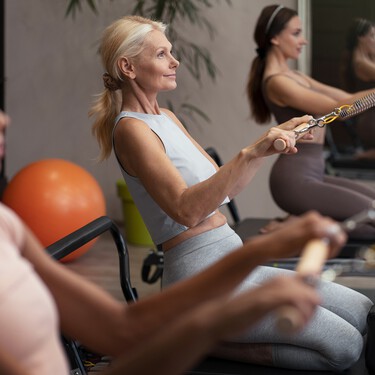 Las instructoras de pilates coinciden: “Las mujeres que quieren vivir vibrantes a partir de los 60, necesitan entrenamiento de fuerza para activar los músculos del core"