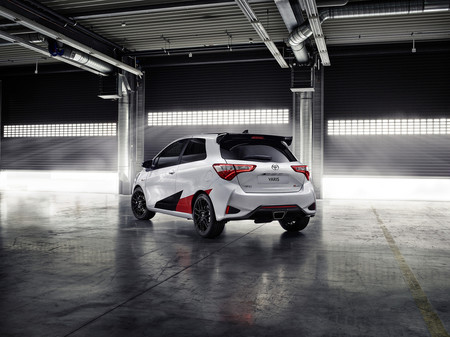 yaris2