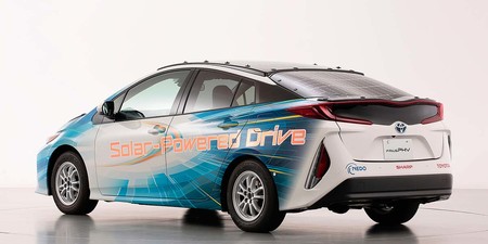 El Toyota Prius quiere hacerse aún más ecológico con su nueva versión alimentada por energía solar