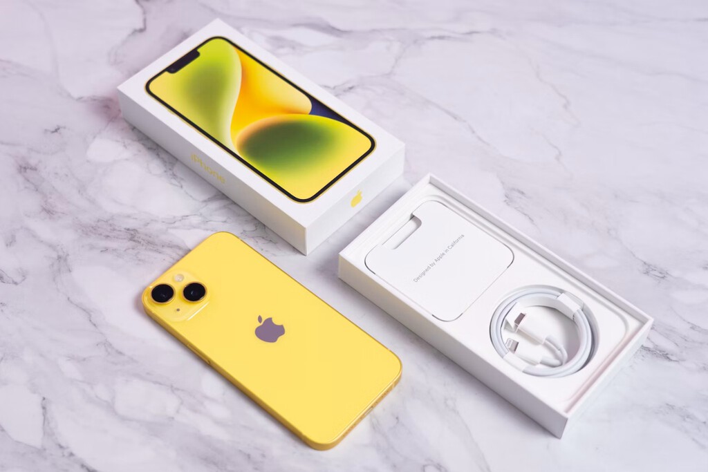 Quería regalarle un iPhone a mi madre sin gastarme mucho dinero. Tras darle muchas vueltas, ya he decidido cuál y cómo Quería regalarle un iPhone a mi madre sin gastarme mucho dinero. Tras darle muchas vueltas, ya he decidido cuál y cómo