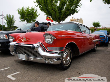 Cadillac Coupe De Ville