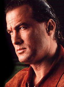 La paranoia de Steven Seagal con el FBI