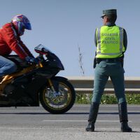 Tráfico y la DGT van a por las motos este verano porque son un pozo sin fondo de accidentes
